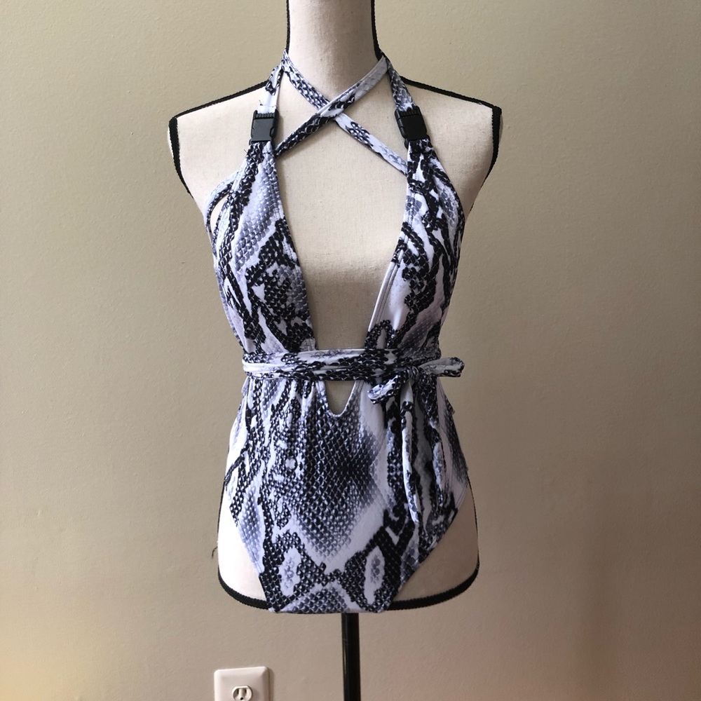New Unworn Sexy One-Piece Swimsuit